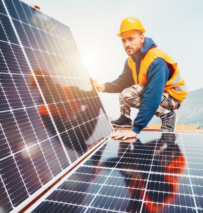 Solar power systems for reducing carbon emissions